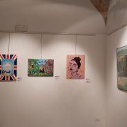 Visioni, materia e linguaggi del contemporaneo in una mostra collettiva a Barletta