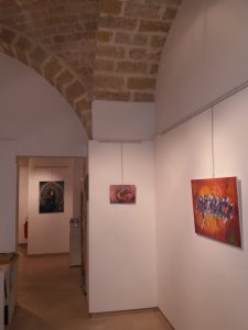 La collettiva d'arte contemporanea a Barletta